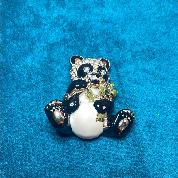 Black and White Panda Jewelry Brooch - Picture 2 of 4